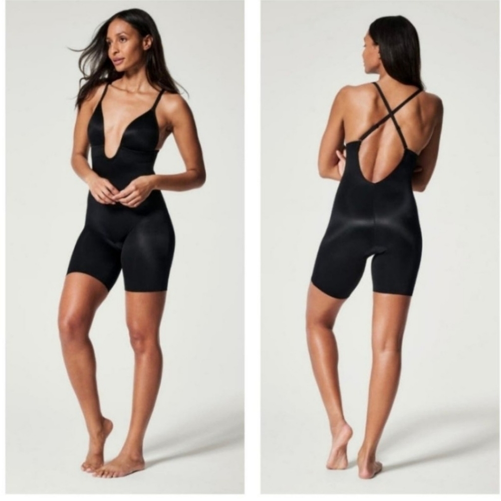 SPANX Suit Your Fancy Shaping Plunge Low-Back Mid-Thigh Bodysuite NWT